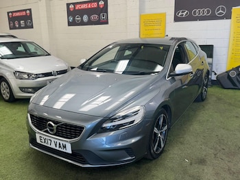 Used Volvo V40 2017 for sale - 79337799: Photo