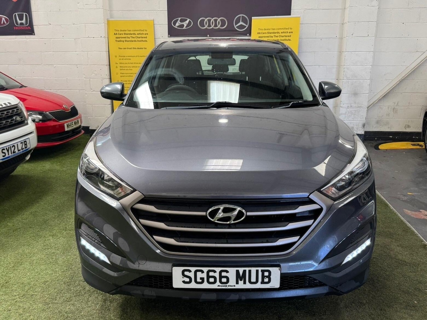 Used Hyundai TUCSON for sale - 78214984: Photo 3