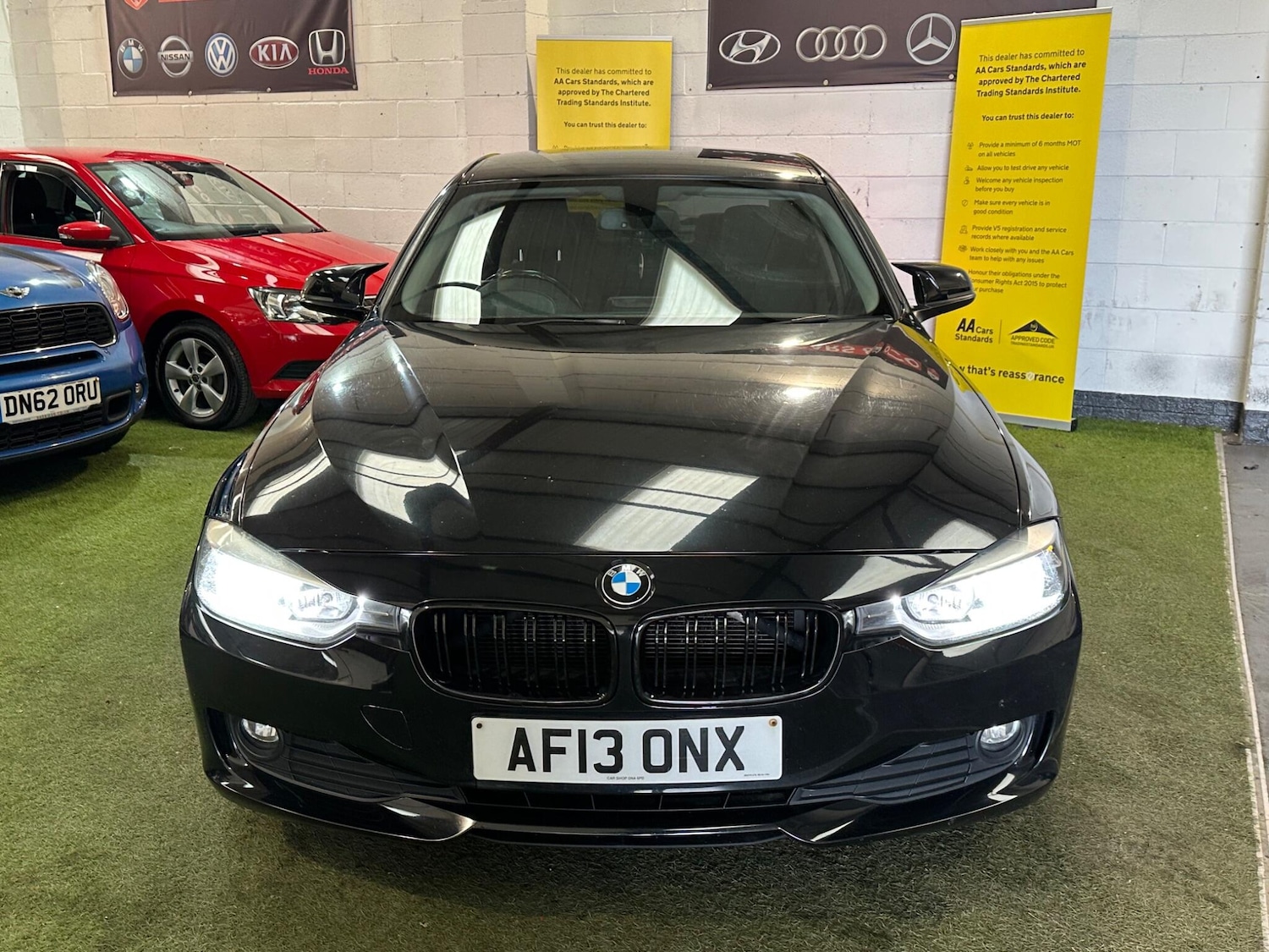 Used BMW 3 Series 2013 for sale - 78034553: Photo 2