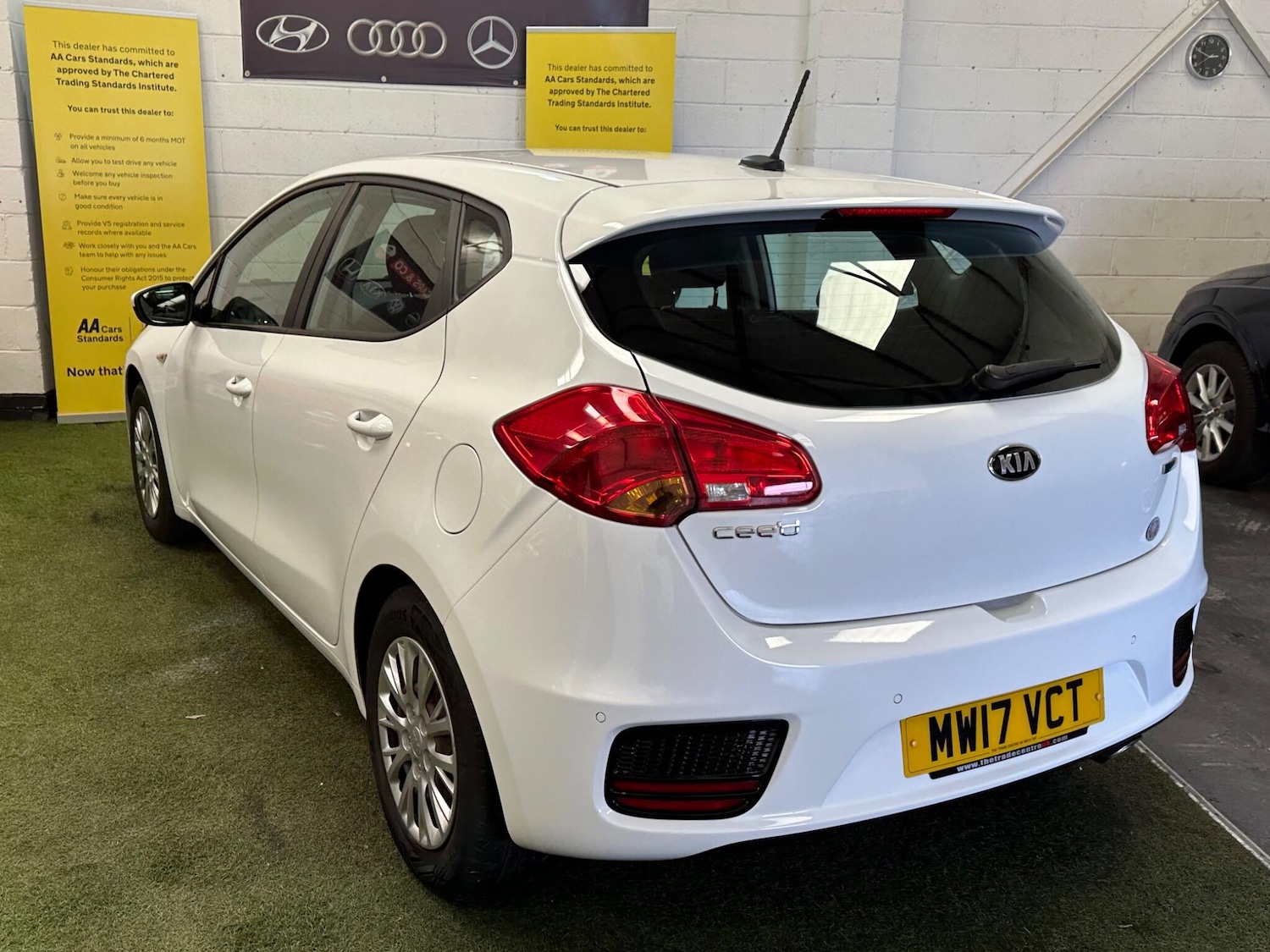 Used Kia Ceed 2017 for sale - 78047919: Photo 11