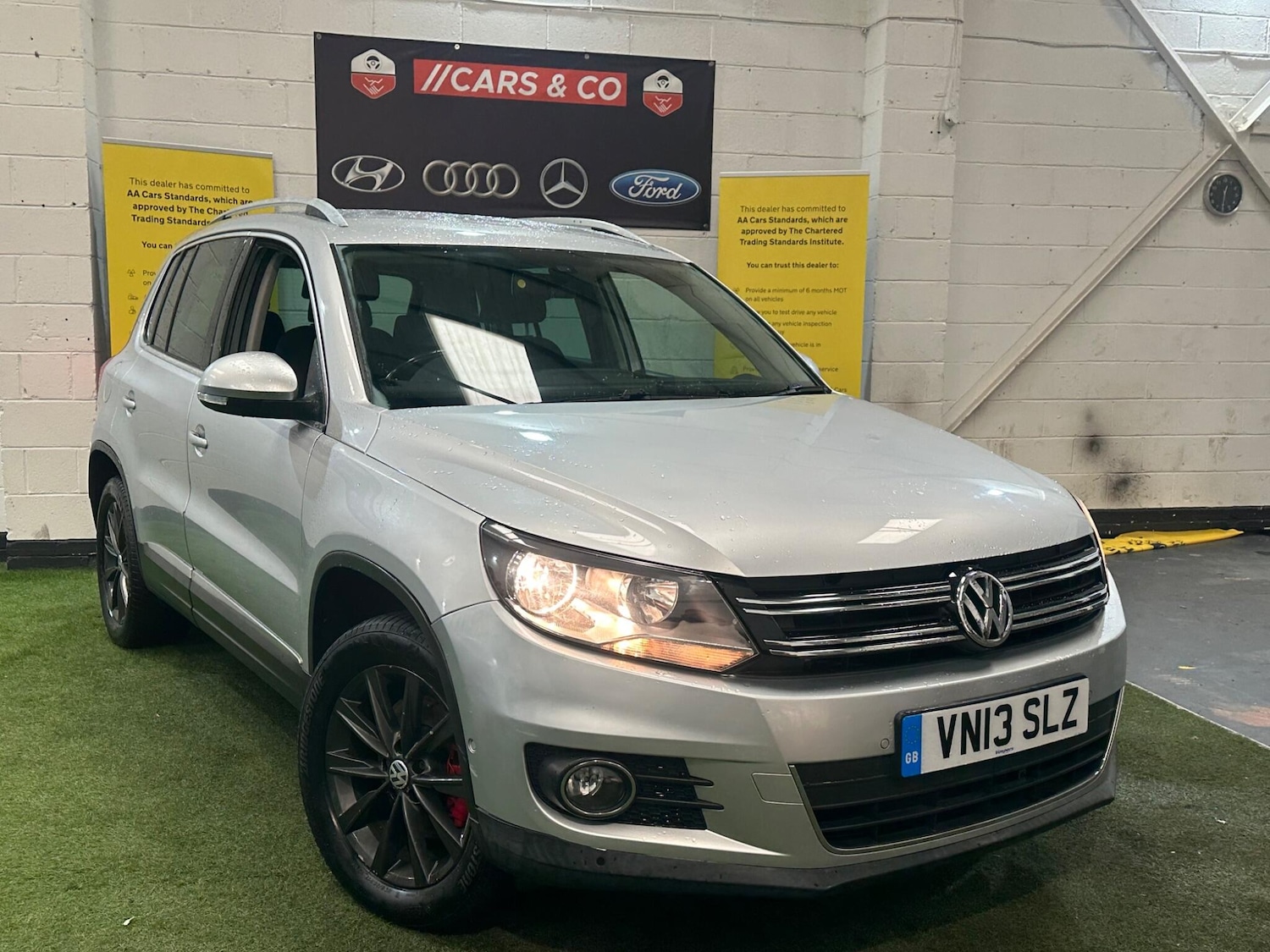 Used Volkswagen Tiguan 2013 for sale - 77718048: Photo 2