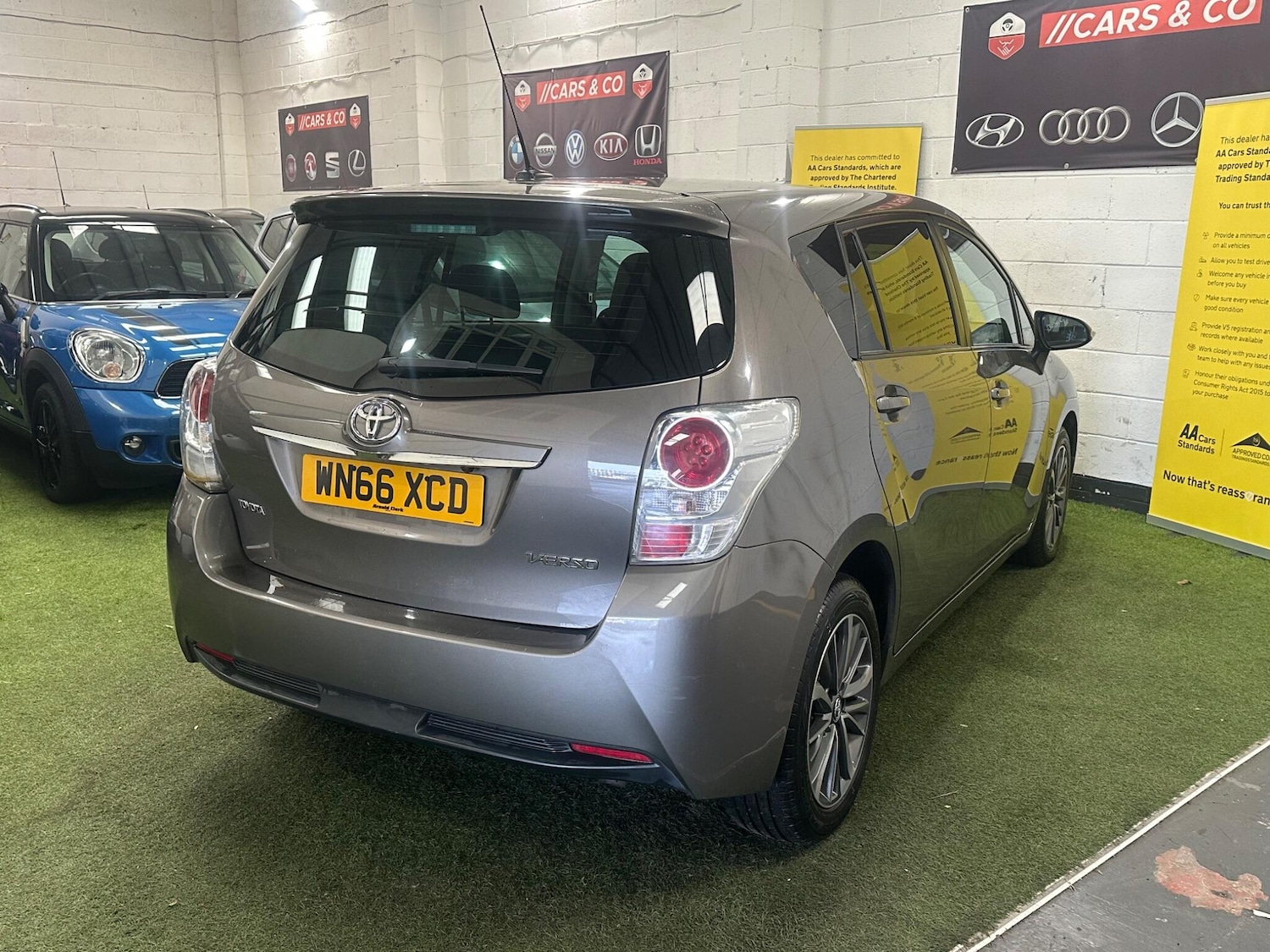 Used Toyota Verso for sale - 77769122: Photo 10