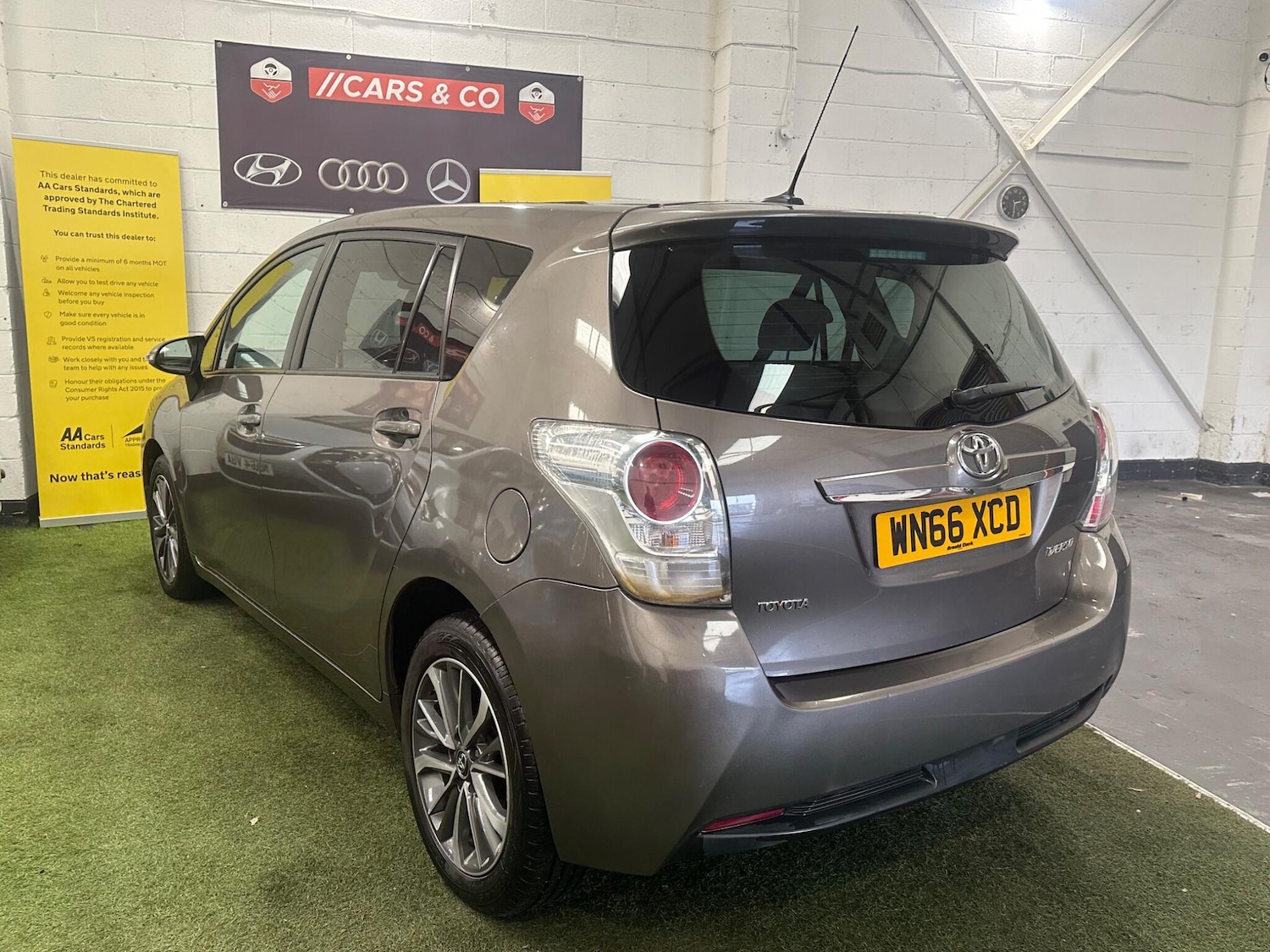 Used Toyota Verso for sale - 77769122: Photo 11