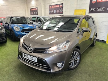 Used Toyota Verso 2016 for sale - 77769122: Photo