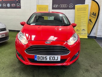 Used Ford Fiesta 2015 for sale - 79180896: Photo