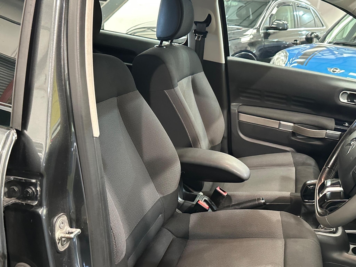 Used Citroen C4 Cactus 2016 for sale - 77940342: Photo 20