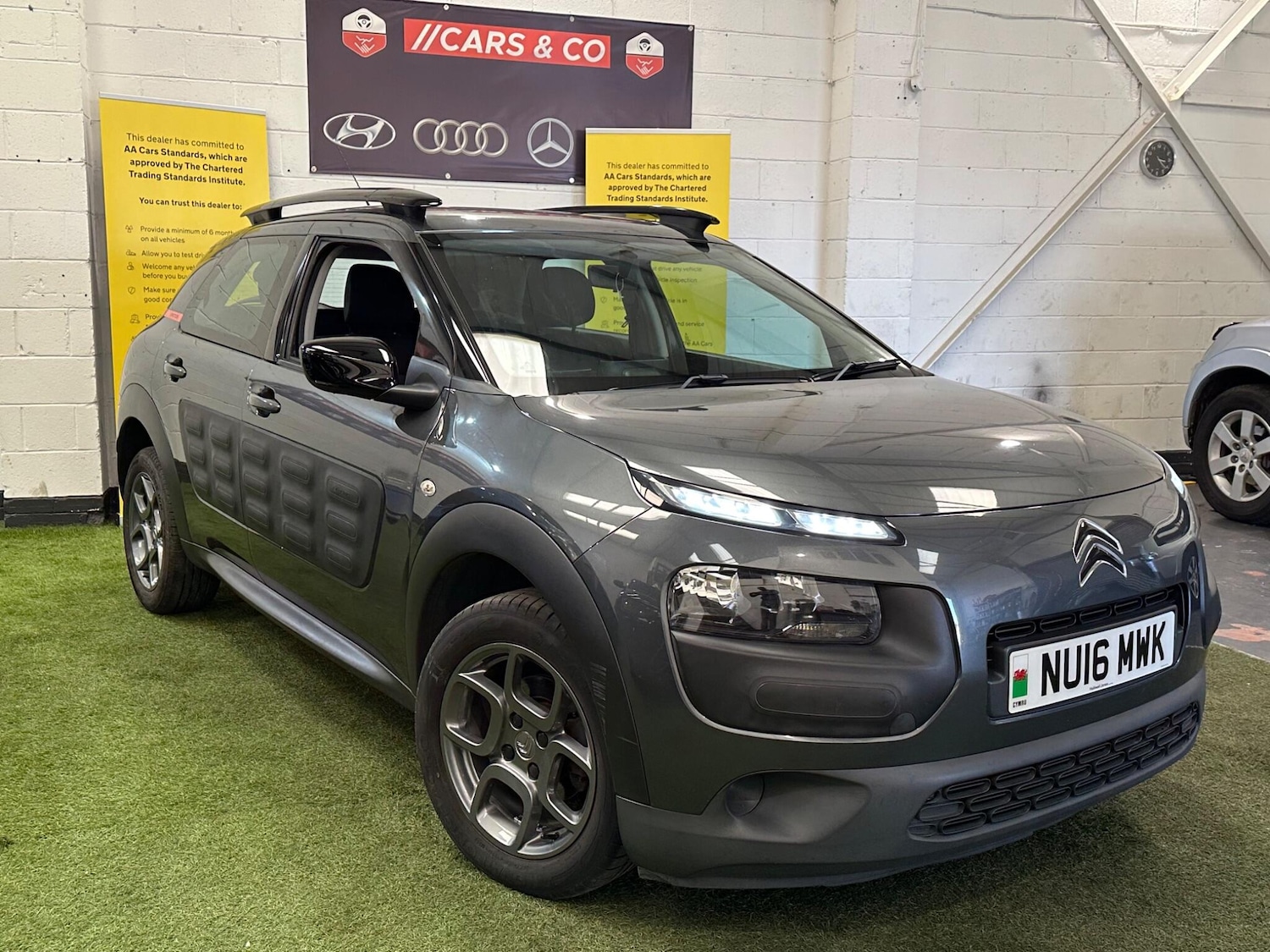Used Citroen C4 Cactus 2016 for sale - 77940342: Photo 3