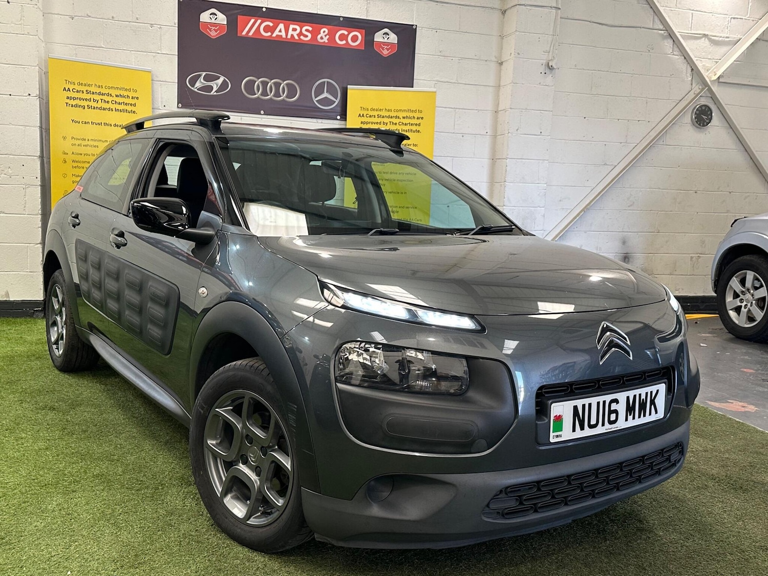 Used Citroen C4 Cactus 2016 for sale - 77940342: Photo 9