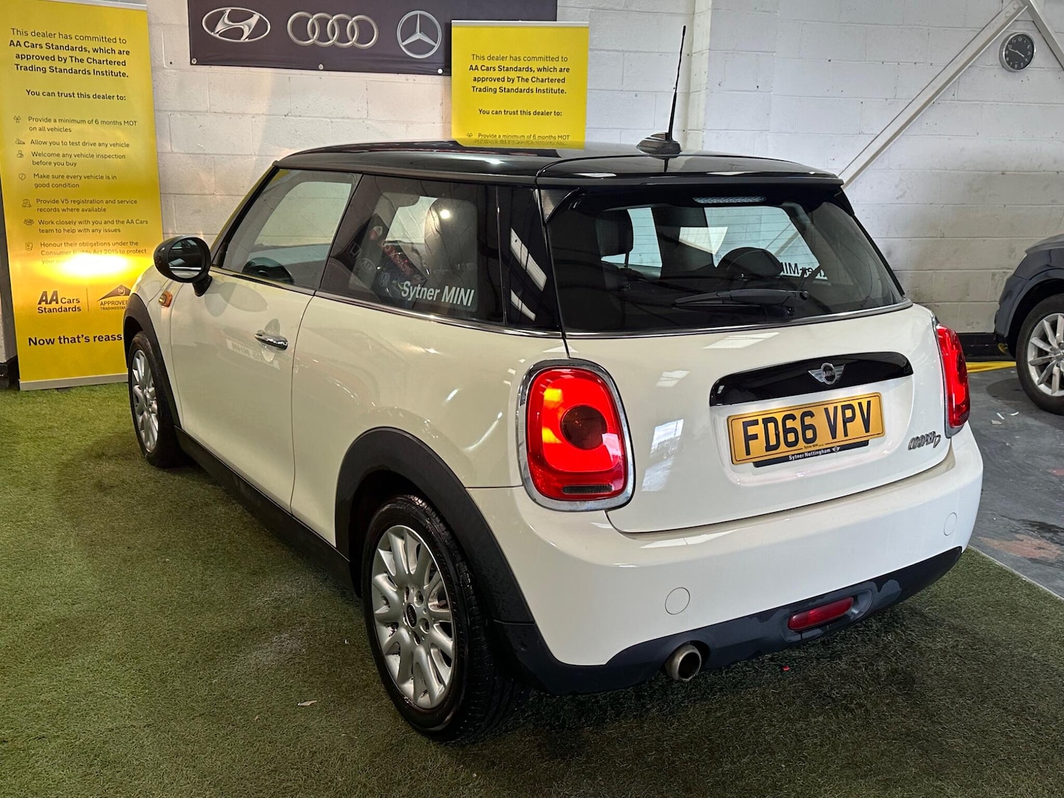 Used MINI Hatch 2016 for sale - 78058639: Photo 13