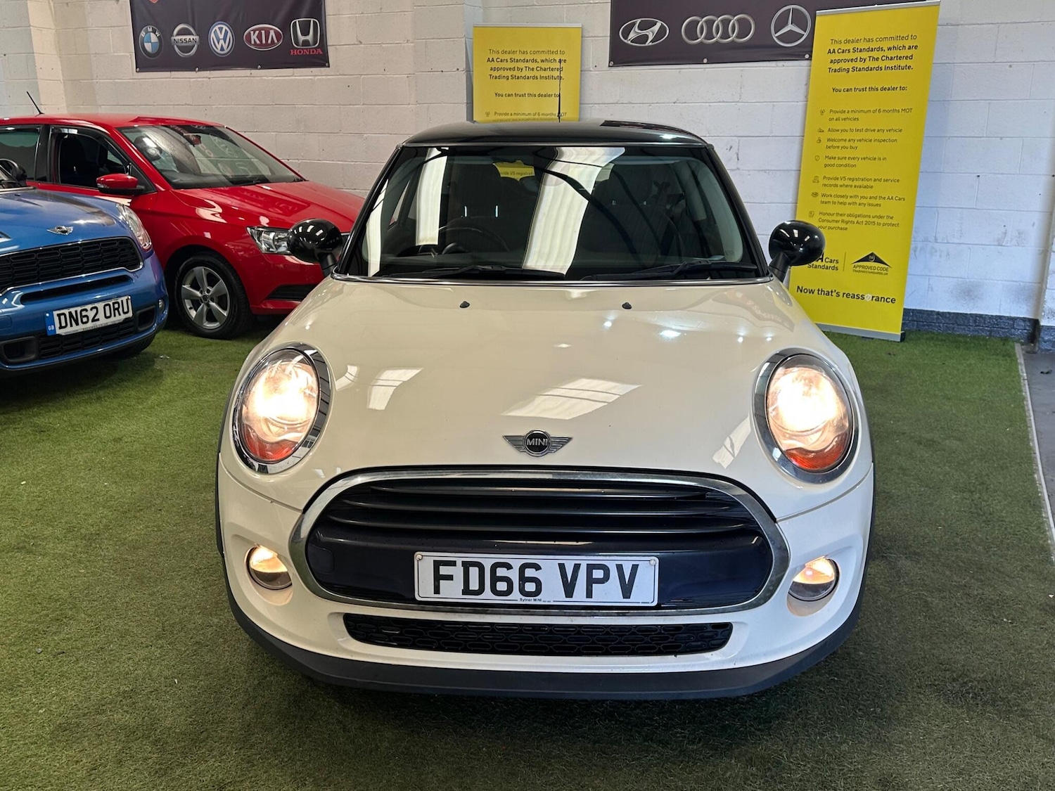 Used MINI Hatch 2016 for sale - 78058639: Photo 2