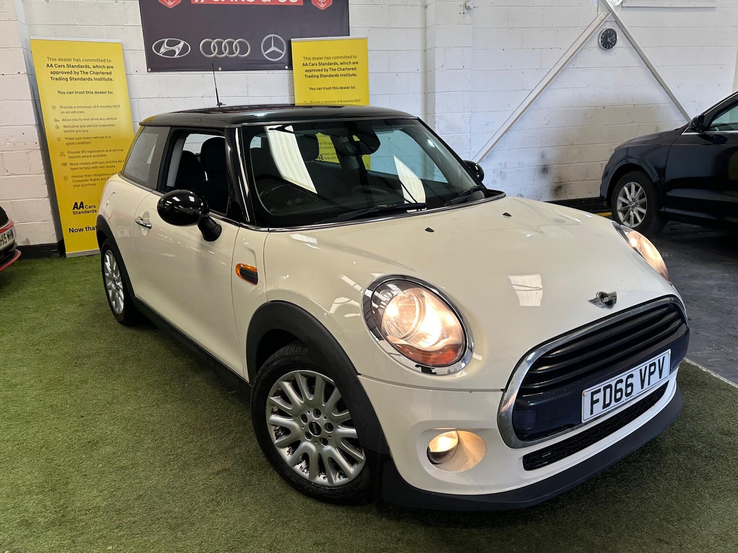Used MINI Hatch 2016 for sale - 78058639: Photo 6