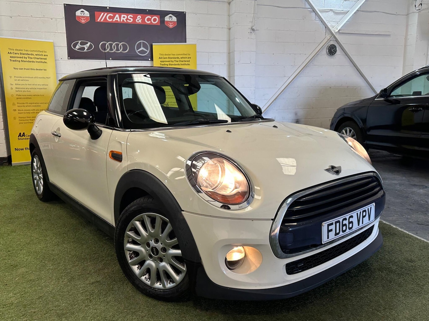 Used MINI Hatch 2016 for sale - 78058639: Photo 8