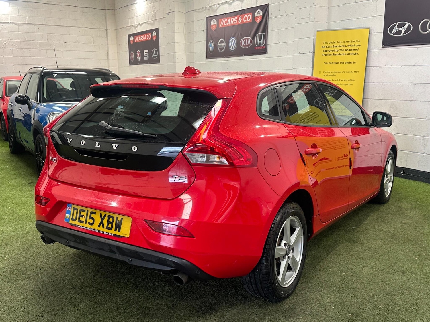 Used Volvo V40 2015 for sale - 77926088: Photo 12