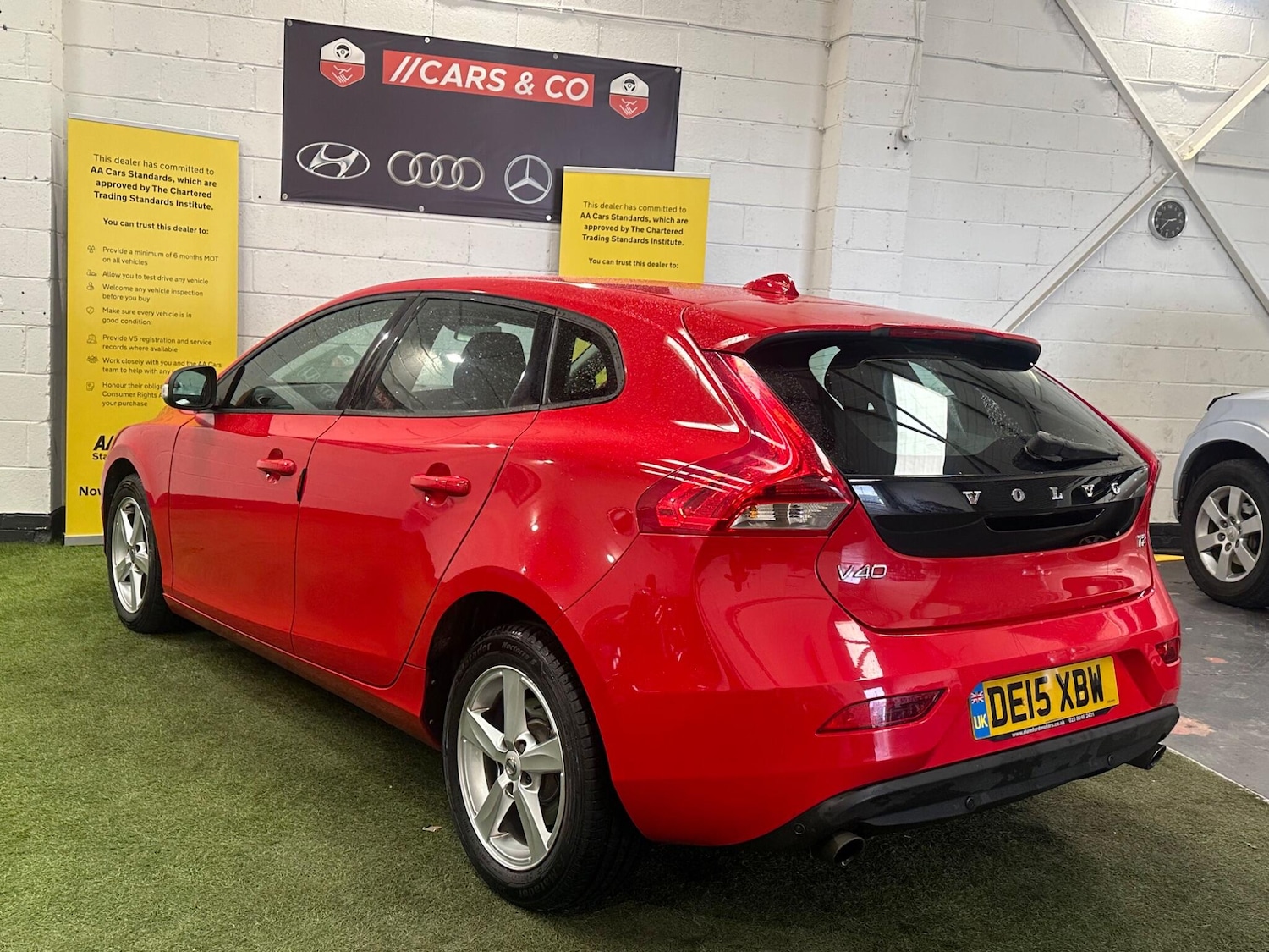 Used Volvo V40 2015 for sale - 77926088: Photo 13