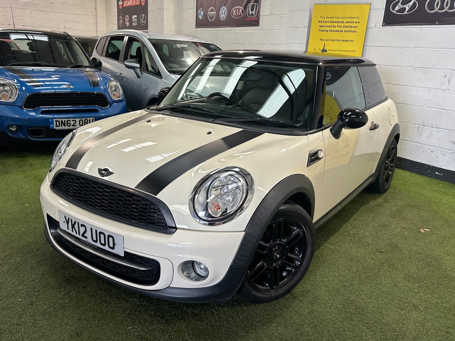 Used MINI Hatch 2012 for sale - 77718058: Photo 2