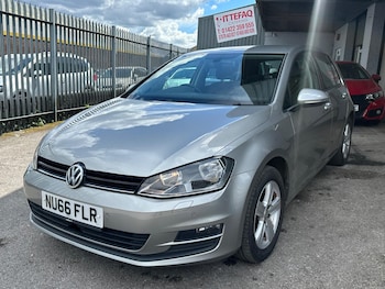 Used Volkswagen Golf 2016 for sale - 78586793: Photo