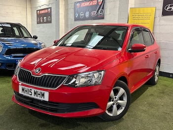 Used Skoda Fabia 2015 for sale - 77839383: Photo