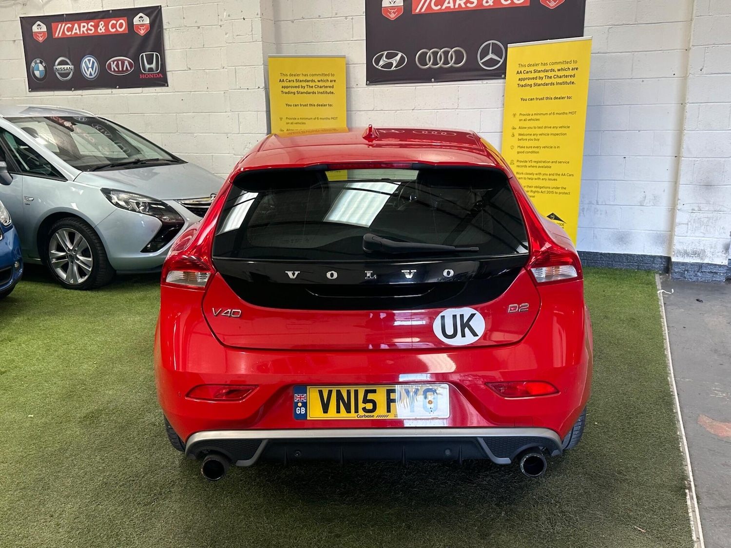 Used Volvo V40 2015 for sale - 77722588: Photo 10