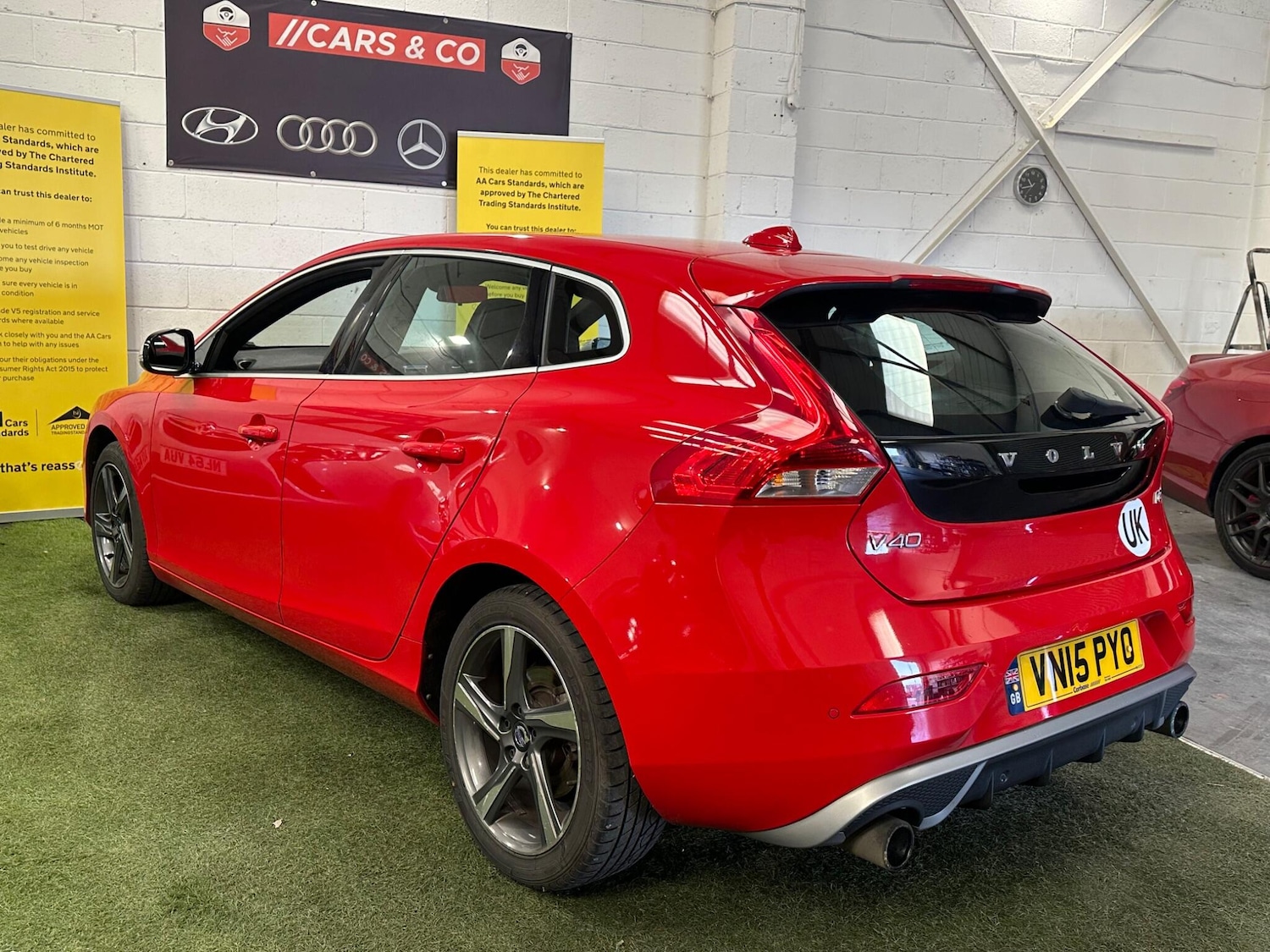 Used Volvo V40 2015 for sale - 77722588: Photo 14