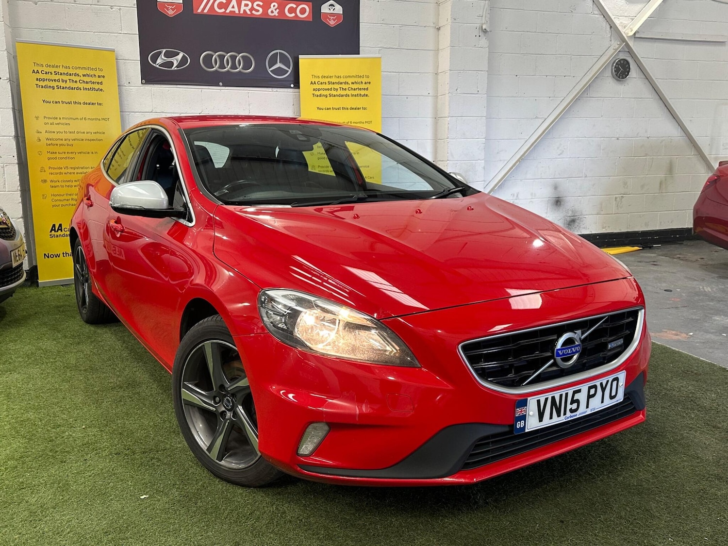 Used Volvo V40 2015 for sale - 77722588: Photo 5