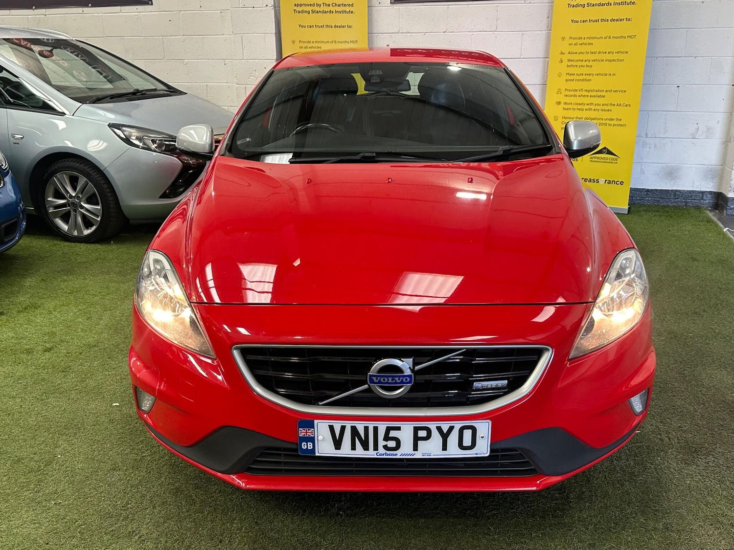 Used Volvo V40 2015 for sale - 77722588: Photo 6