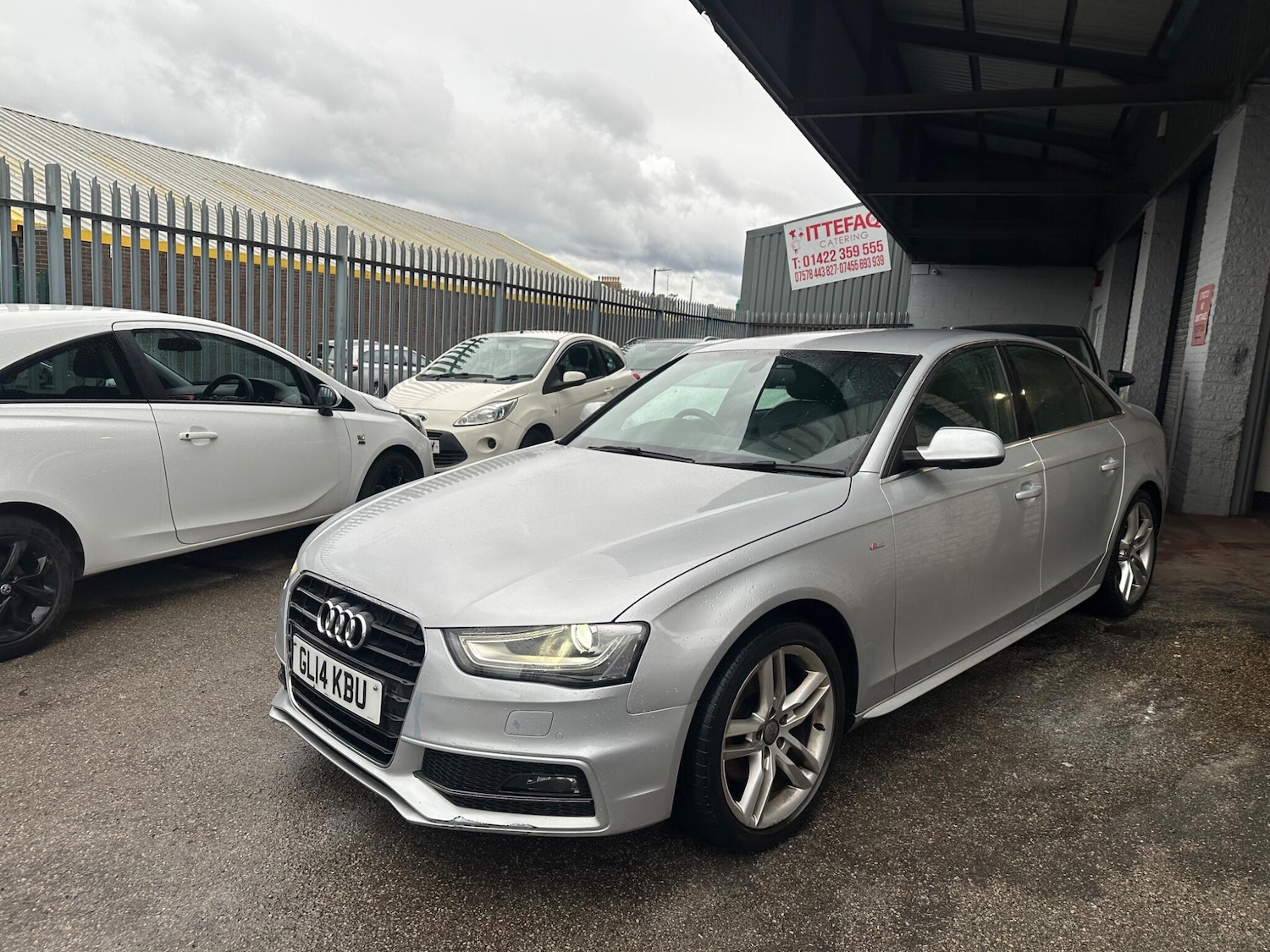 Used Audi A4 2014 for sale - 77853539: Photo 3