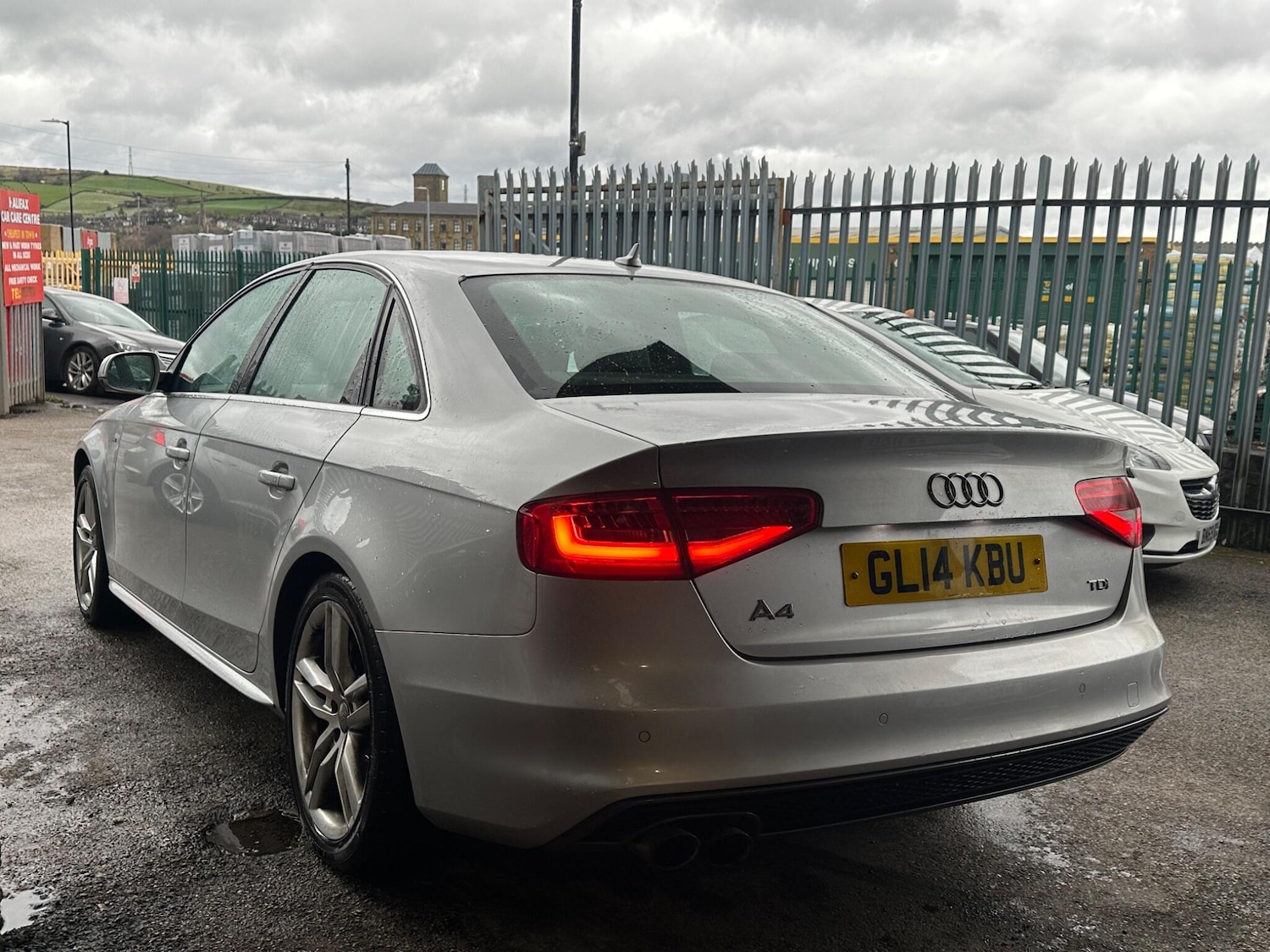 Used Audi A4 2014 for sale - 77853539: Photo 8
