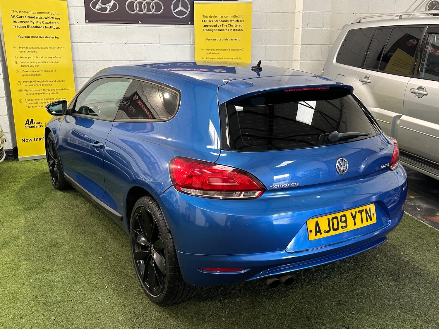 Used Volkswagen Scirocco 2009 for sale - 77718051: Photo 11