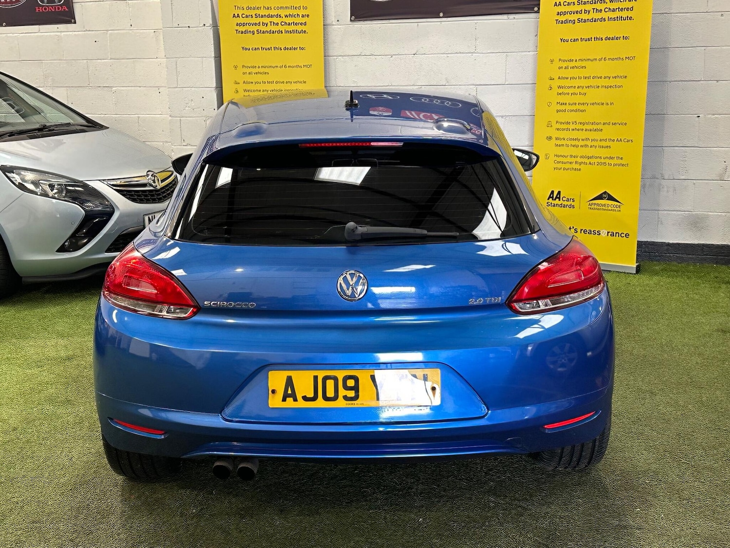 Used Volkswagen Scirocco 2009 for sale - 77718051: Photo 12