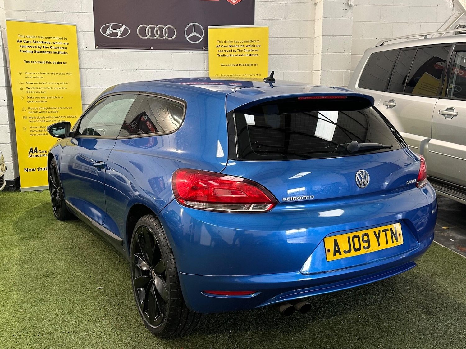 Used Volkswagen Scirocco 2009 for sale - 77718051: Photo 16