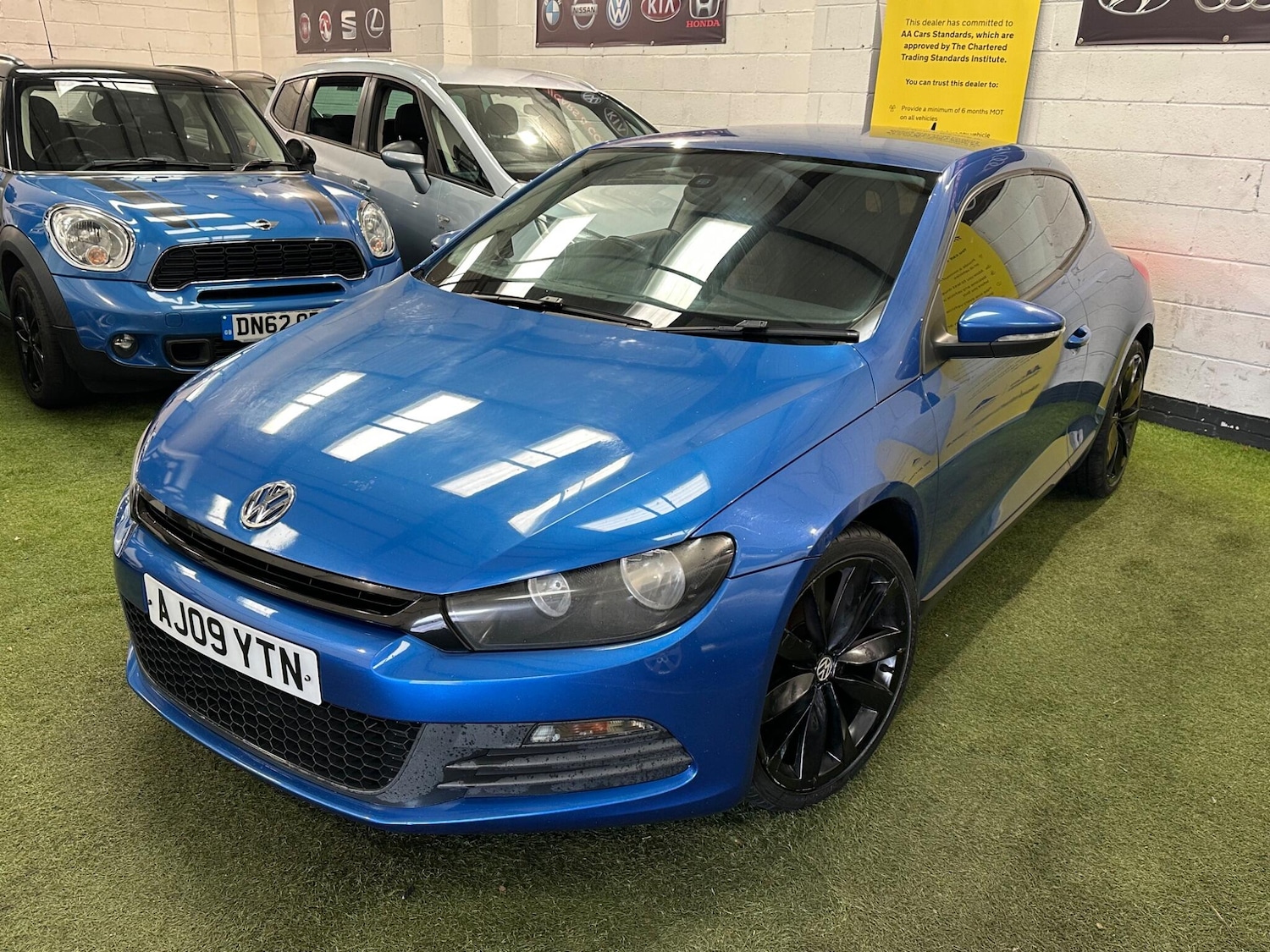 Used Volkswagen Scirocco 2009 for sale - 77718051: Photo 8