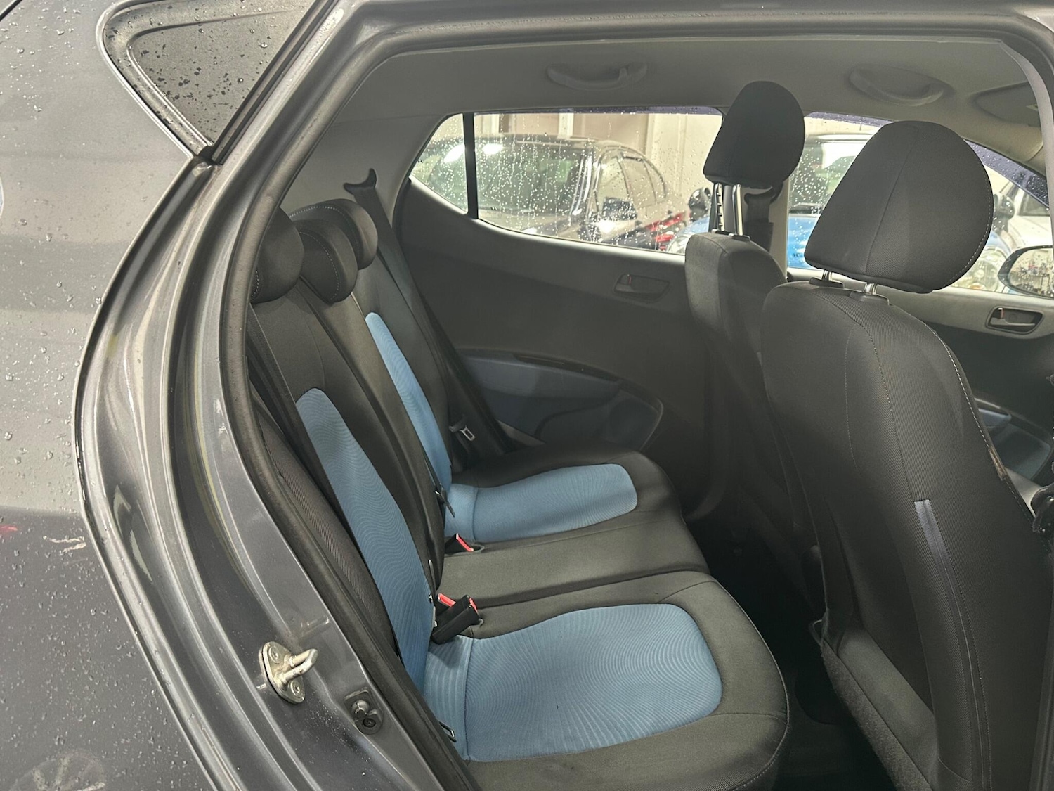 Used Hyundai i10 2014 for sale - 78072412: Photo 18