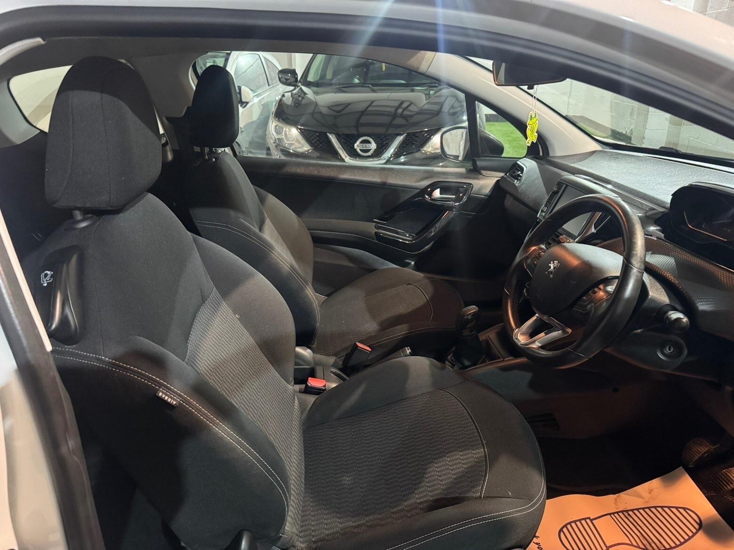 Used Peugeot 208 2018 for sale - 77718056: Photo 20