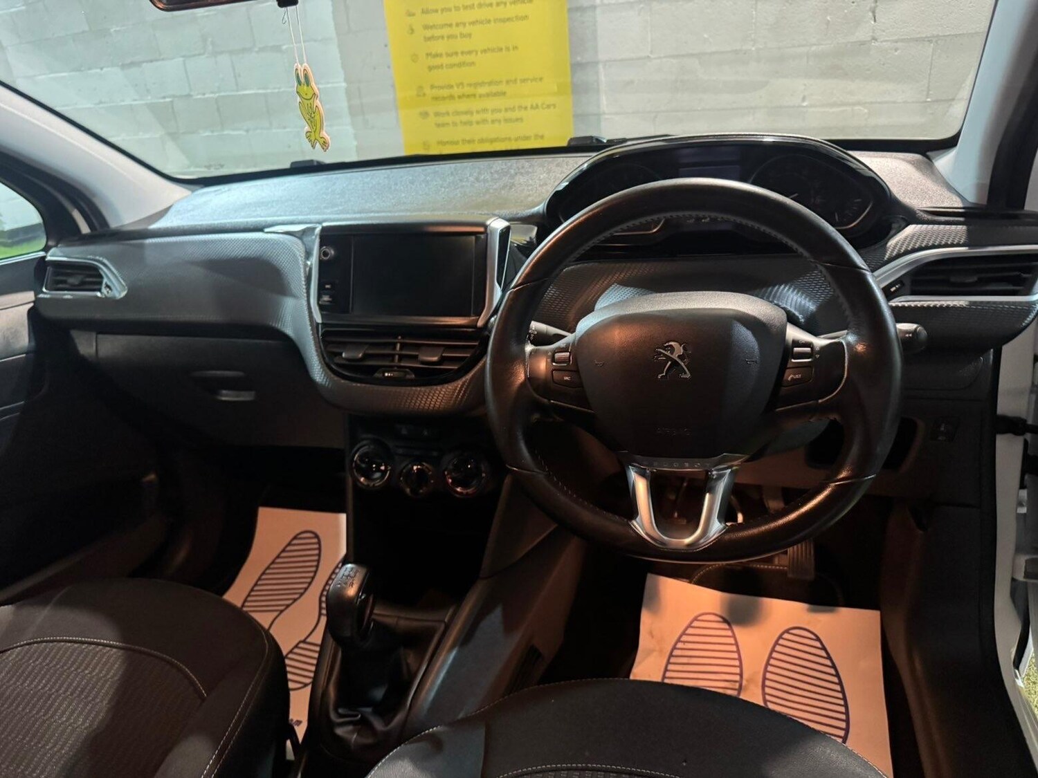 Used Peugeot 208 2018 for sale - 77718056: Photo 21