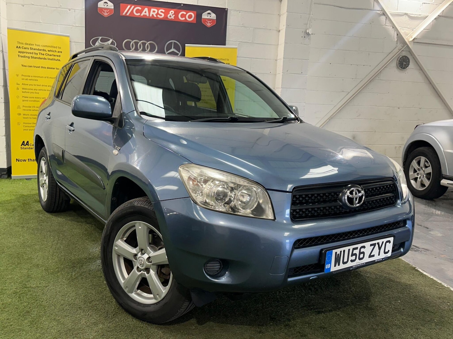 Used Toyota RAV4 2006 for sale - 77993937: Photo 2