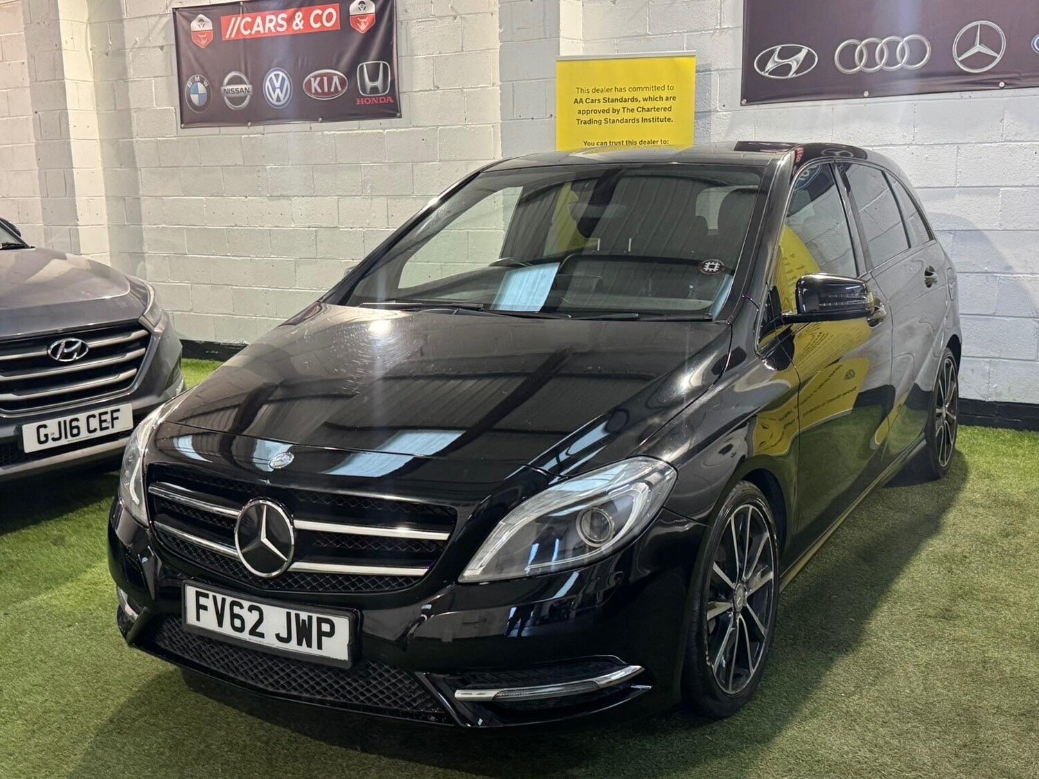 Used Mercedes-Benz B Class 2012 for sale - 77718057: Photo 11