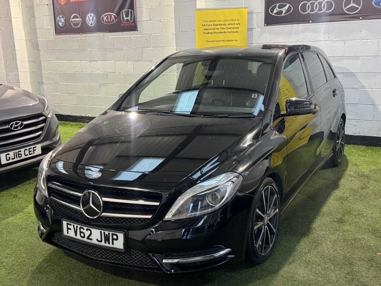 Used Mercedes-Benz B Class 2012 for sale - 77718057: Photo 9