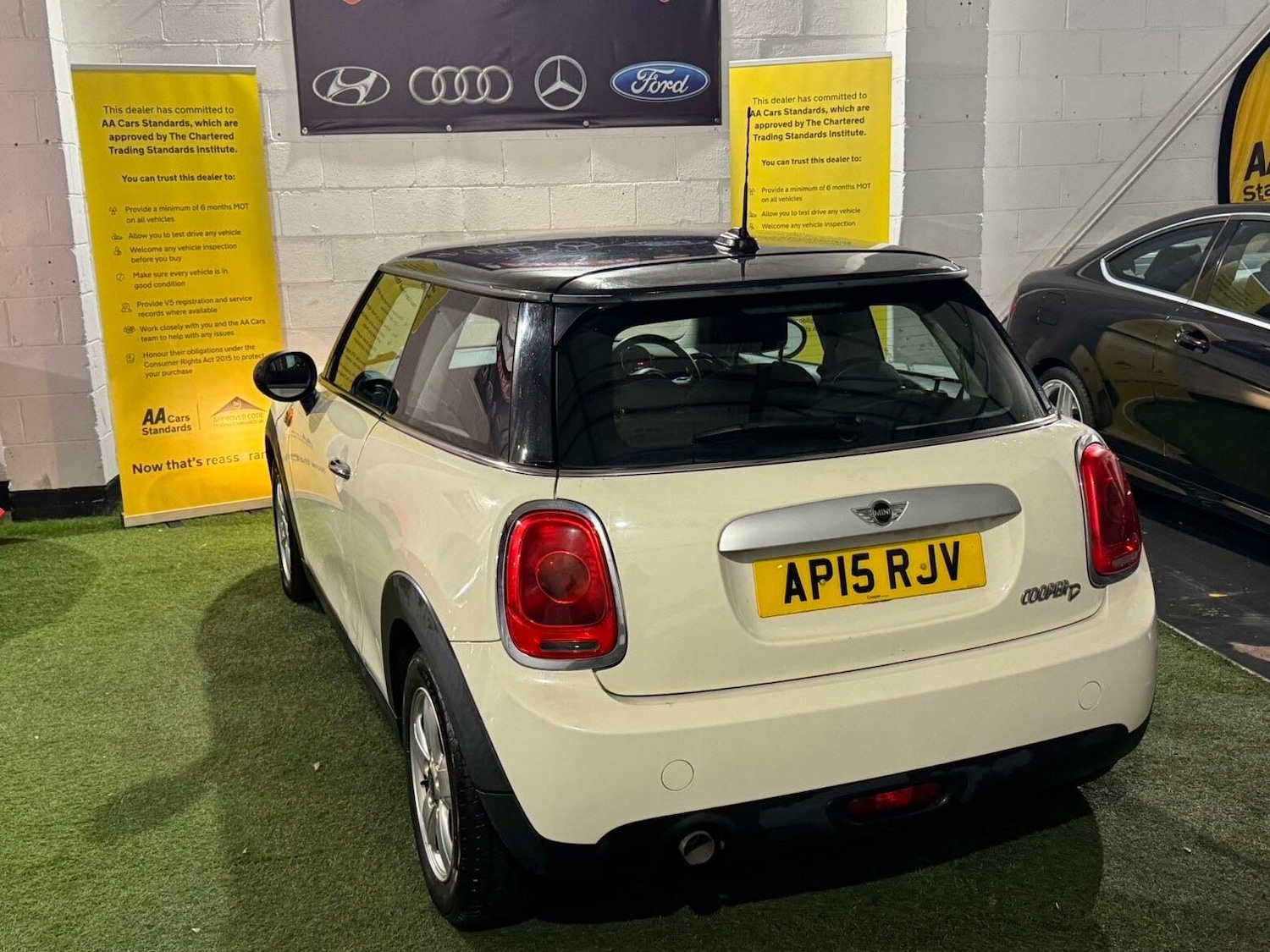 Used MINI Hatch 2015 for sale - 77718059: Photo 18