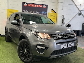Used Land Rover Discovery Sport 2018 for sale - 78935041: Photo
