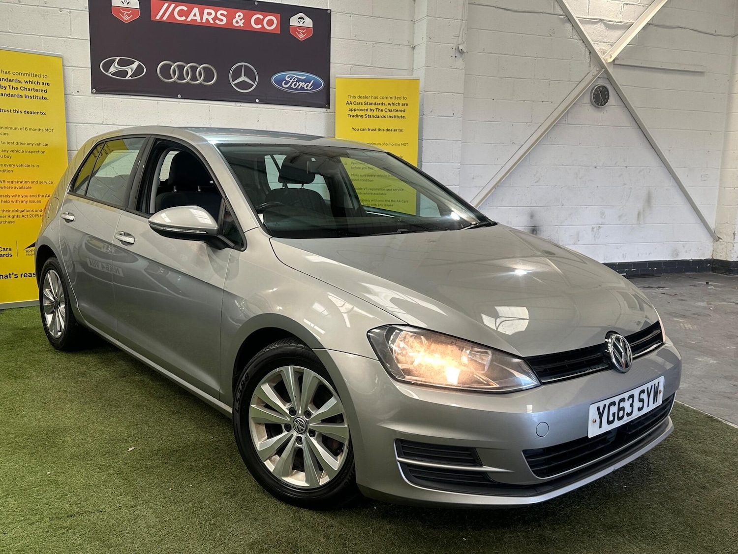 Used Volkswagen Golf 2013 for sale - 77718040: Photo 3