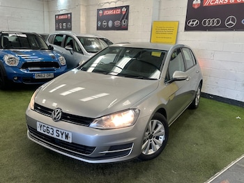 Used Volkswagen Golf 2013 for sale - 77718040: Photo