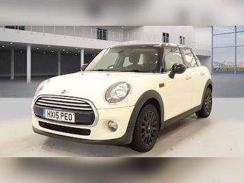 Used MINI Hatch 2015 for sale - 77924900: Photo