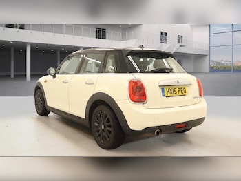 Used MINI Hatch 2015 for sale - 77924900: Photo
