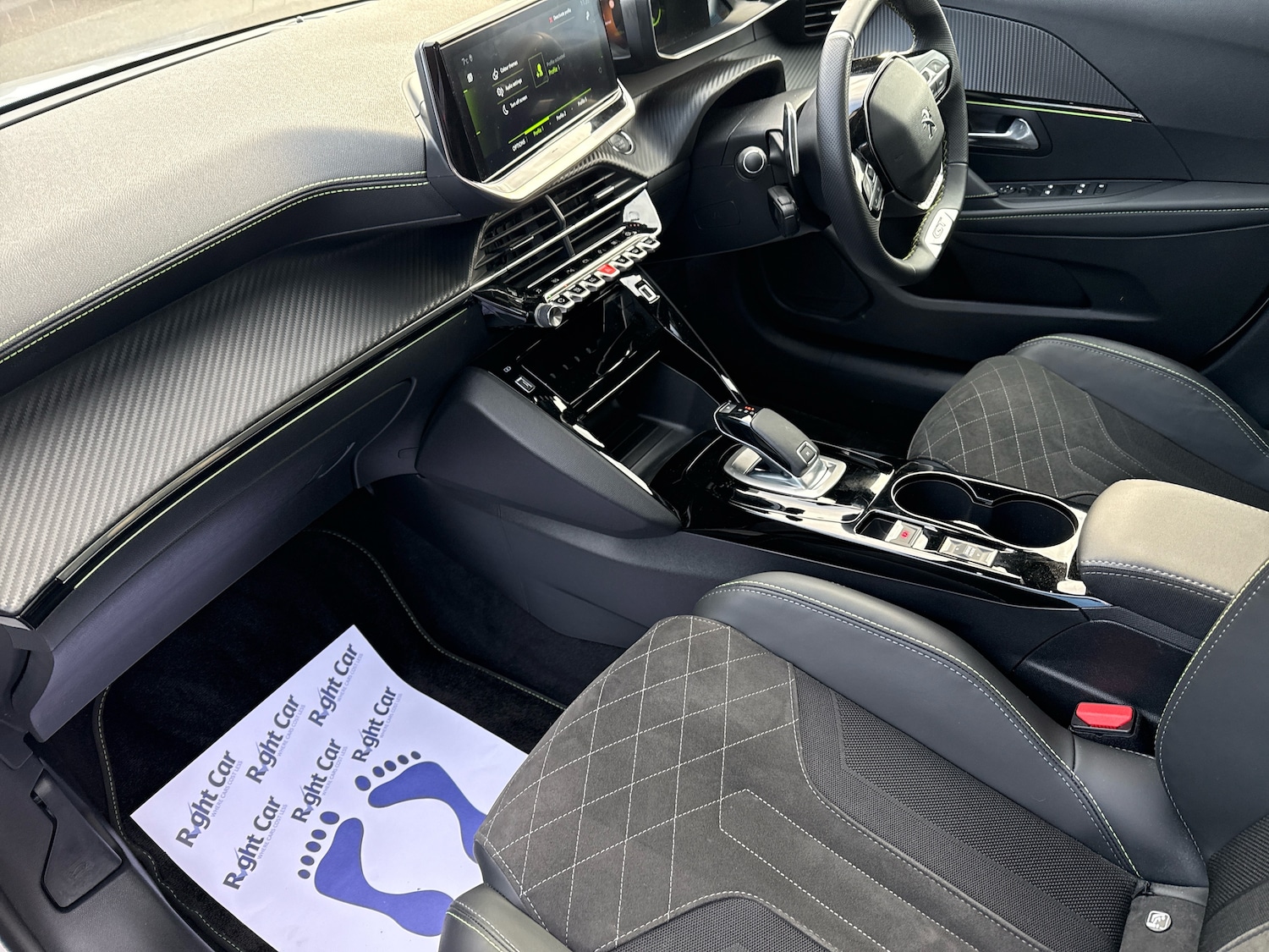 Used Peugeot 208 2022 for sale - 76691635: Photo 2