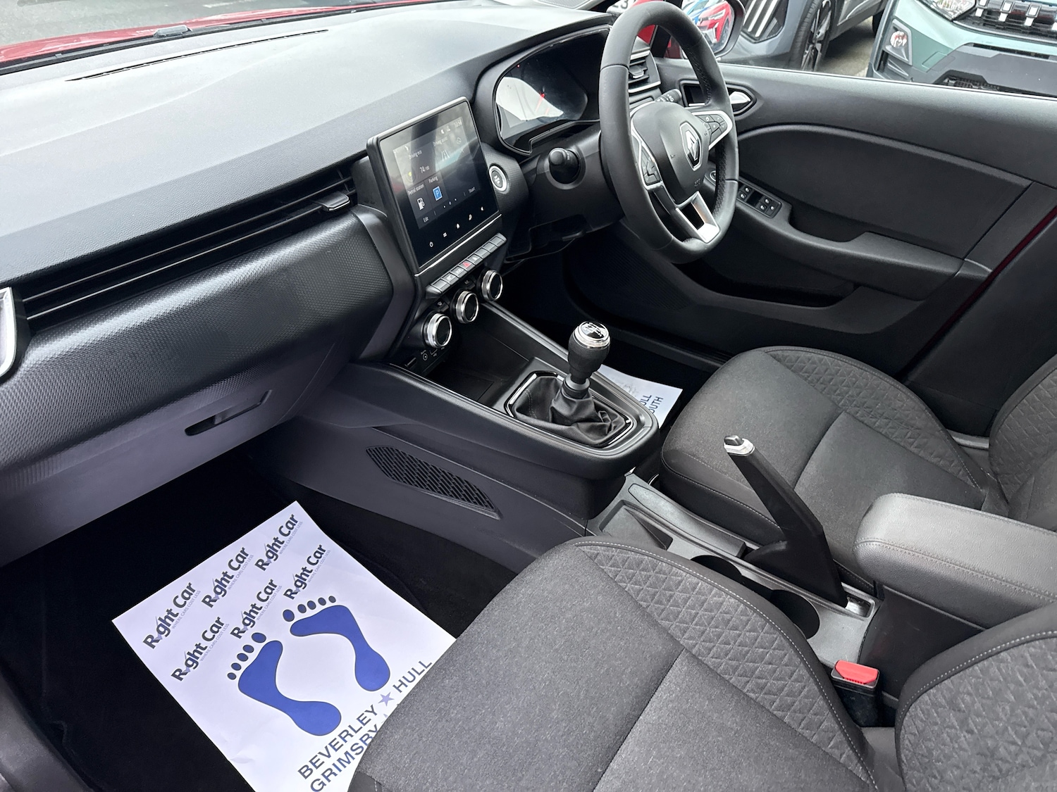 Used Renault Clio 2022 for sale - 77321427: Photo 2