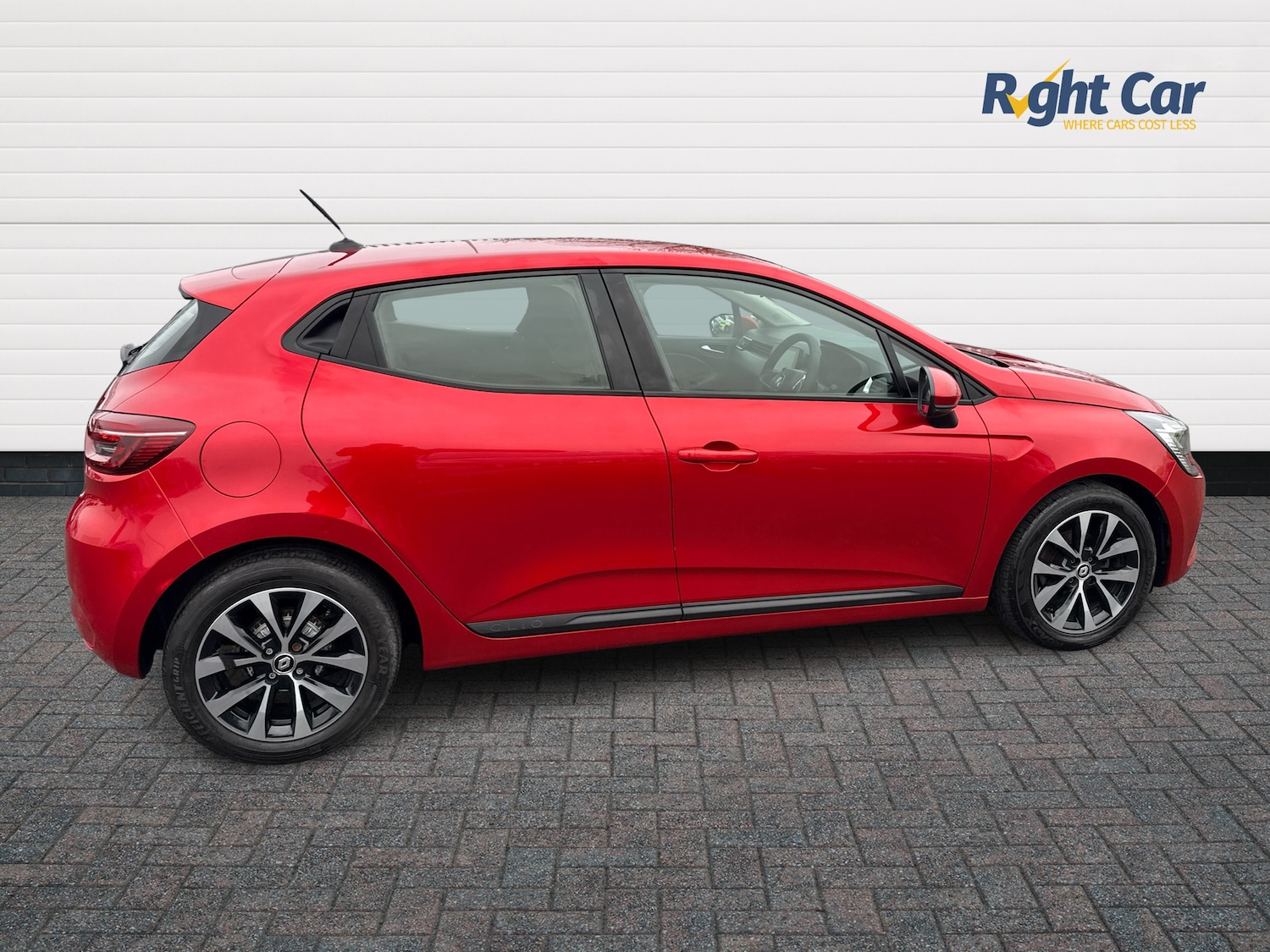 Used Renault Clio 2022 for sale - 77321427: Photo 4