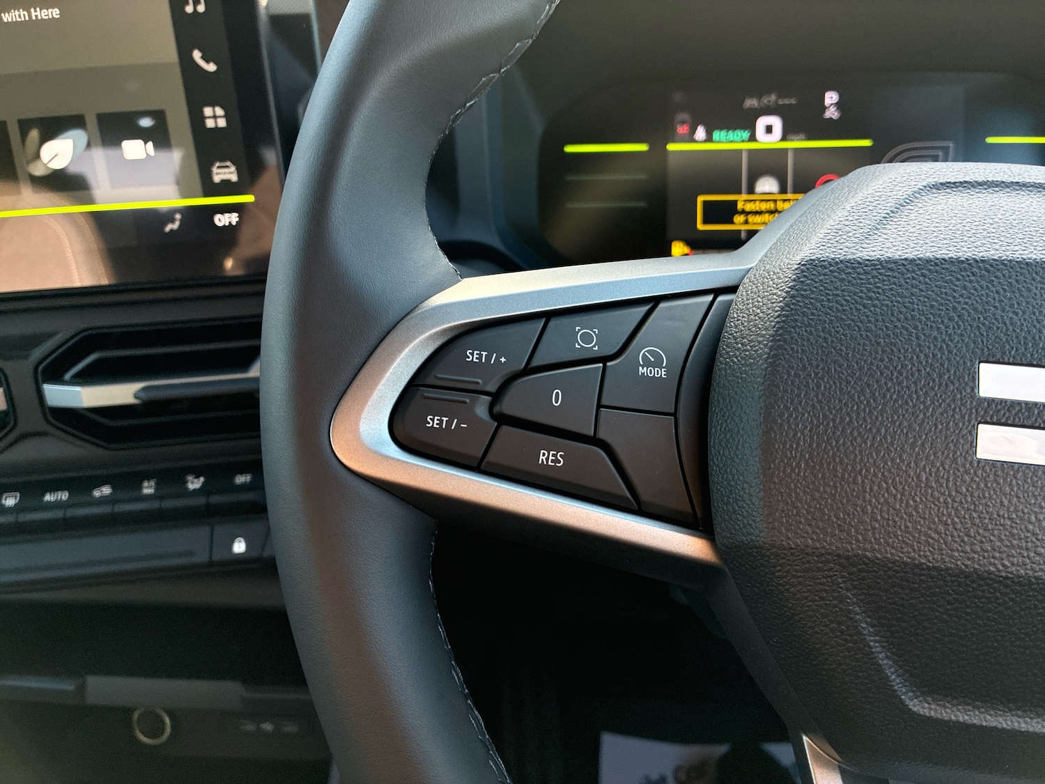 Used Dacia Duster 2025 for sale - 76826844: Photo 13