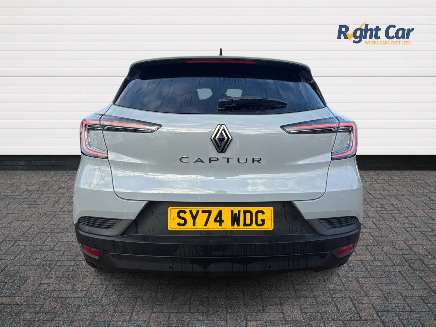 Used Renault Captur 2024 for sale - 77232296: Photo 12