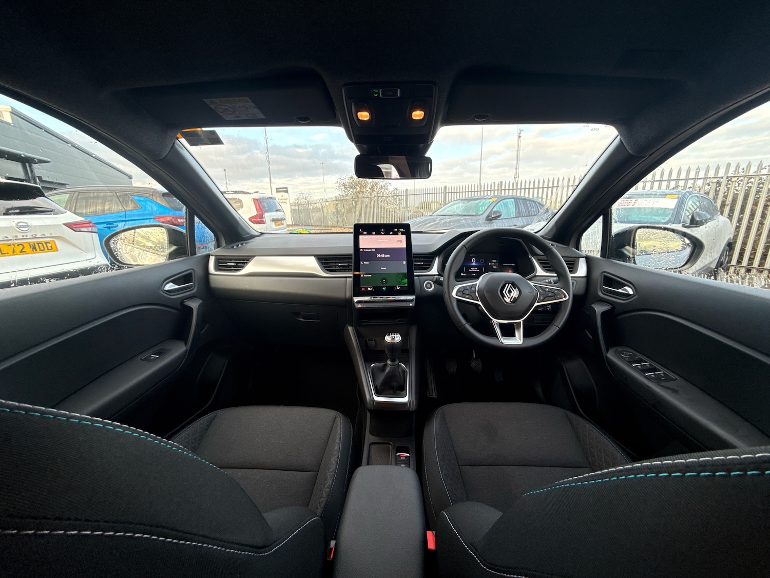 Used Renault Captur 2024 for sale - 77232296: Photo 8