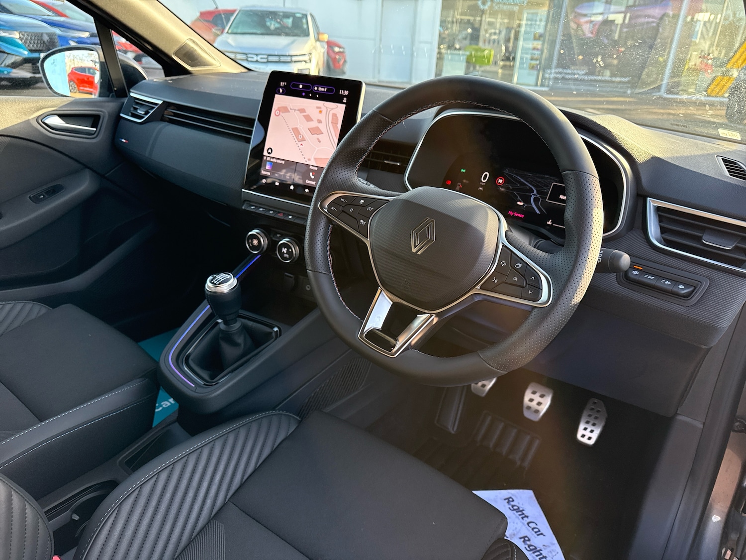 Used Renault Clio 2025 for sale - 76745403: Photo 6